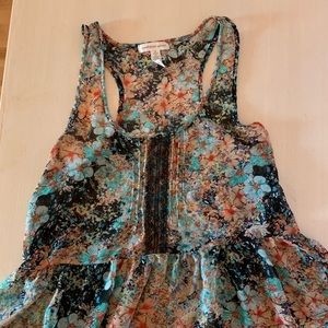 Size small racer back, flowy tank